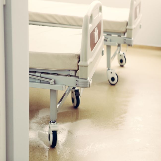 In verpleeghuiszorg staan ruim 5500 bedden leeg
